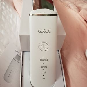 Gugug Facial Skin Scrubber NEW